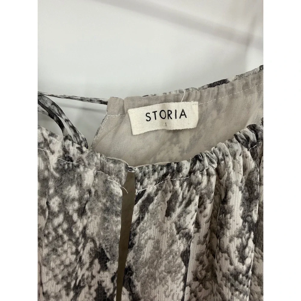 Storia women small